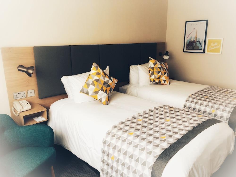 Holiday Inn Reading South M4 Jct 11 By Ihg Dış mekan fotoğraf