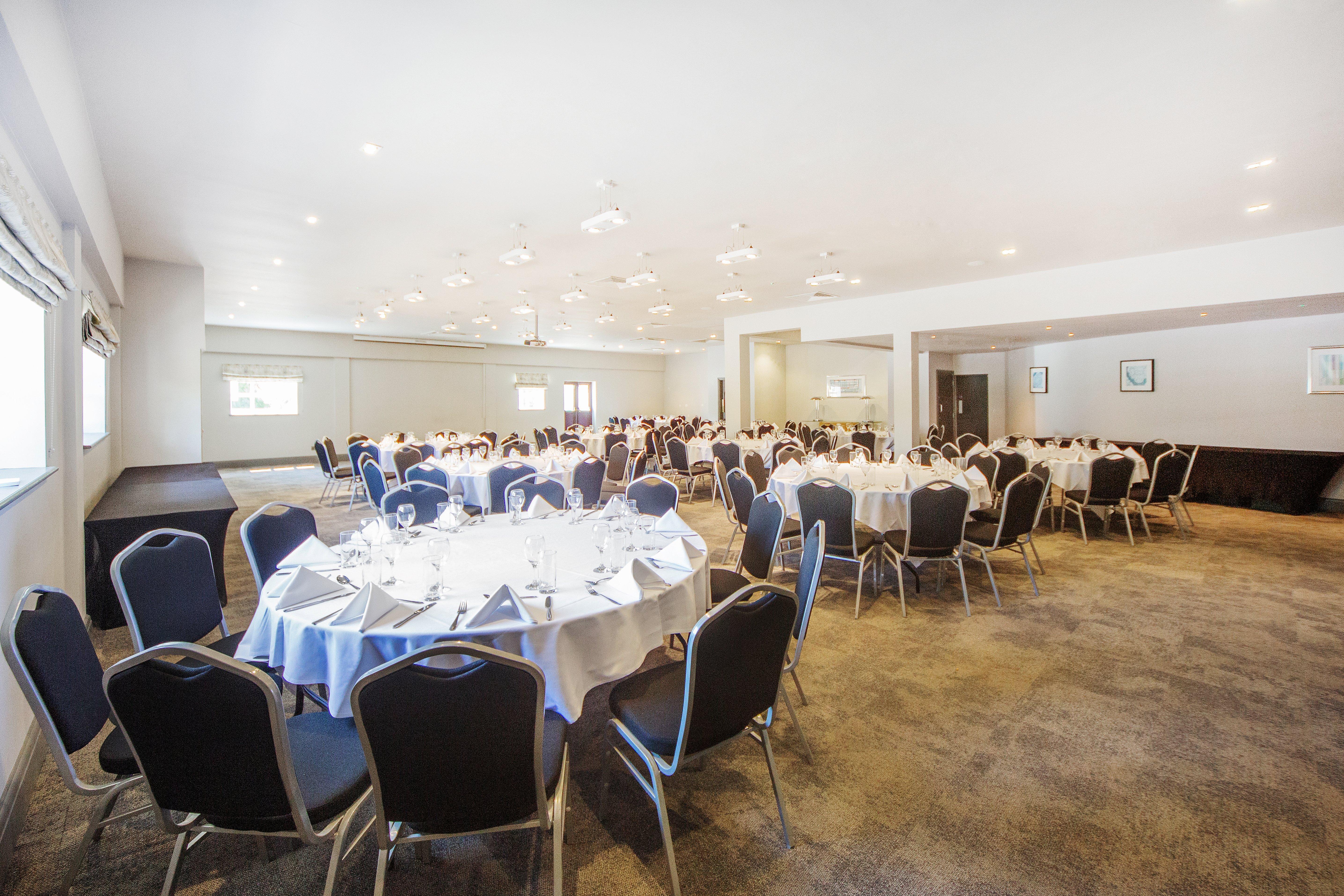 Holiday Inn Reading South M4 Jct 11 By Ihg Dış mekan fotoğraf