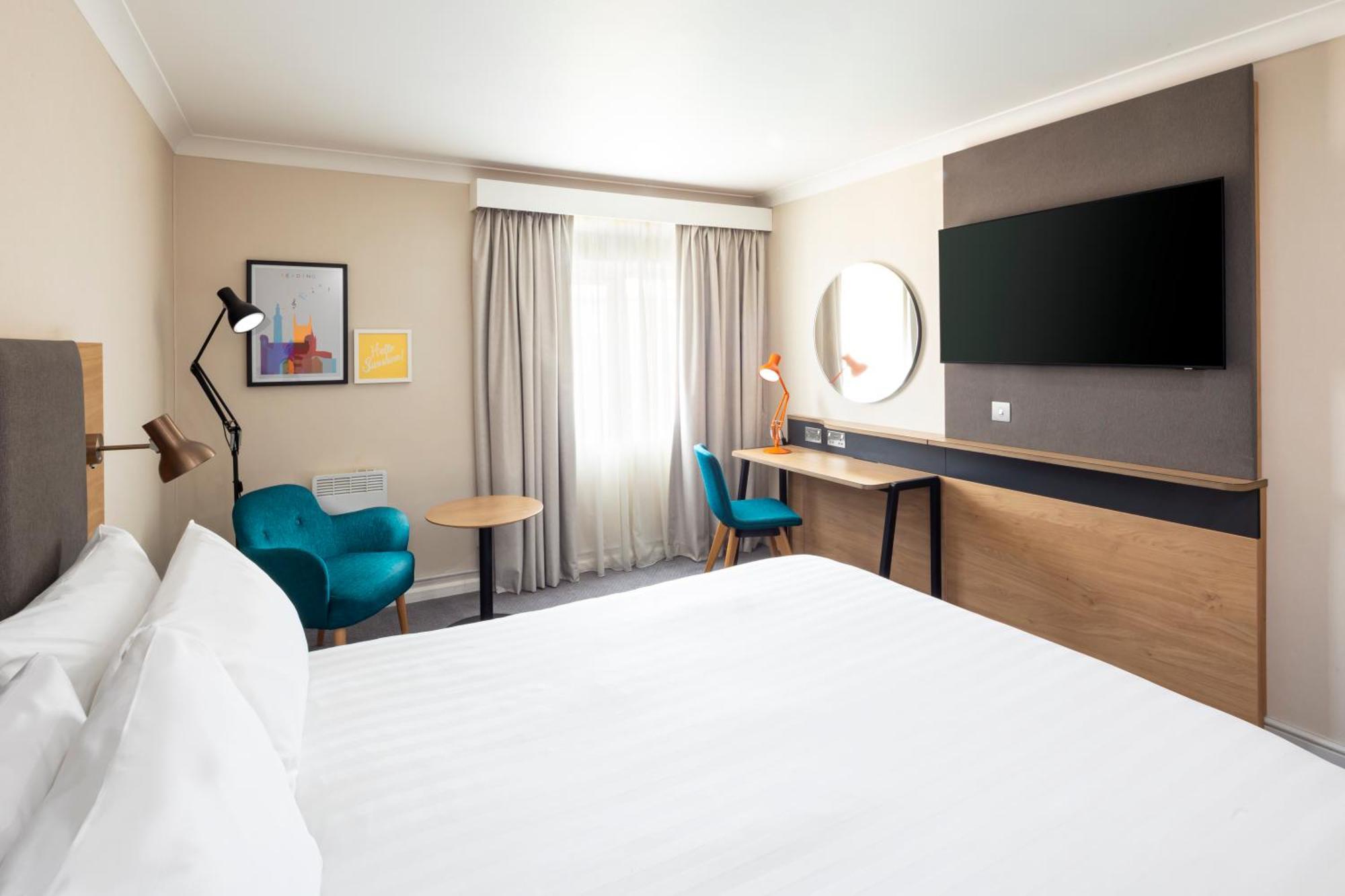 Holiday Inn Reading South M4 Jct 11 By Ihg Dış mekan fotoğraf