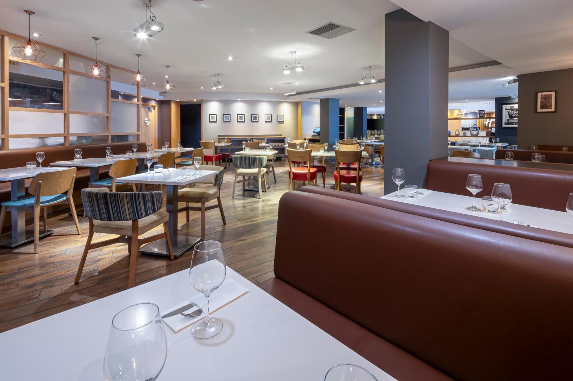 Holiday Inn Reading South M4 Jct 11 By Ihg Dış mekan fotoğraf