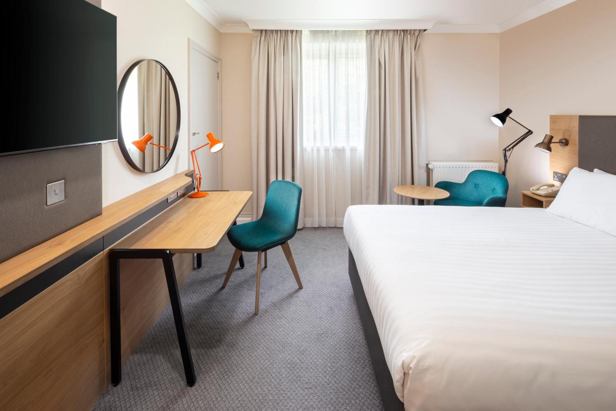 Holiday Inn Reading South M4 Jct 11 By Ihg Dış mekan fotoğraf
