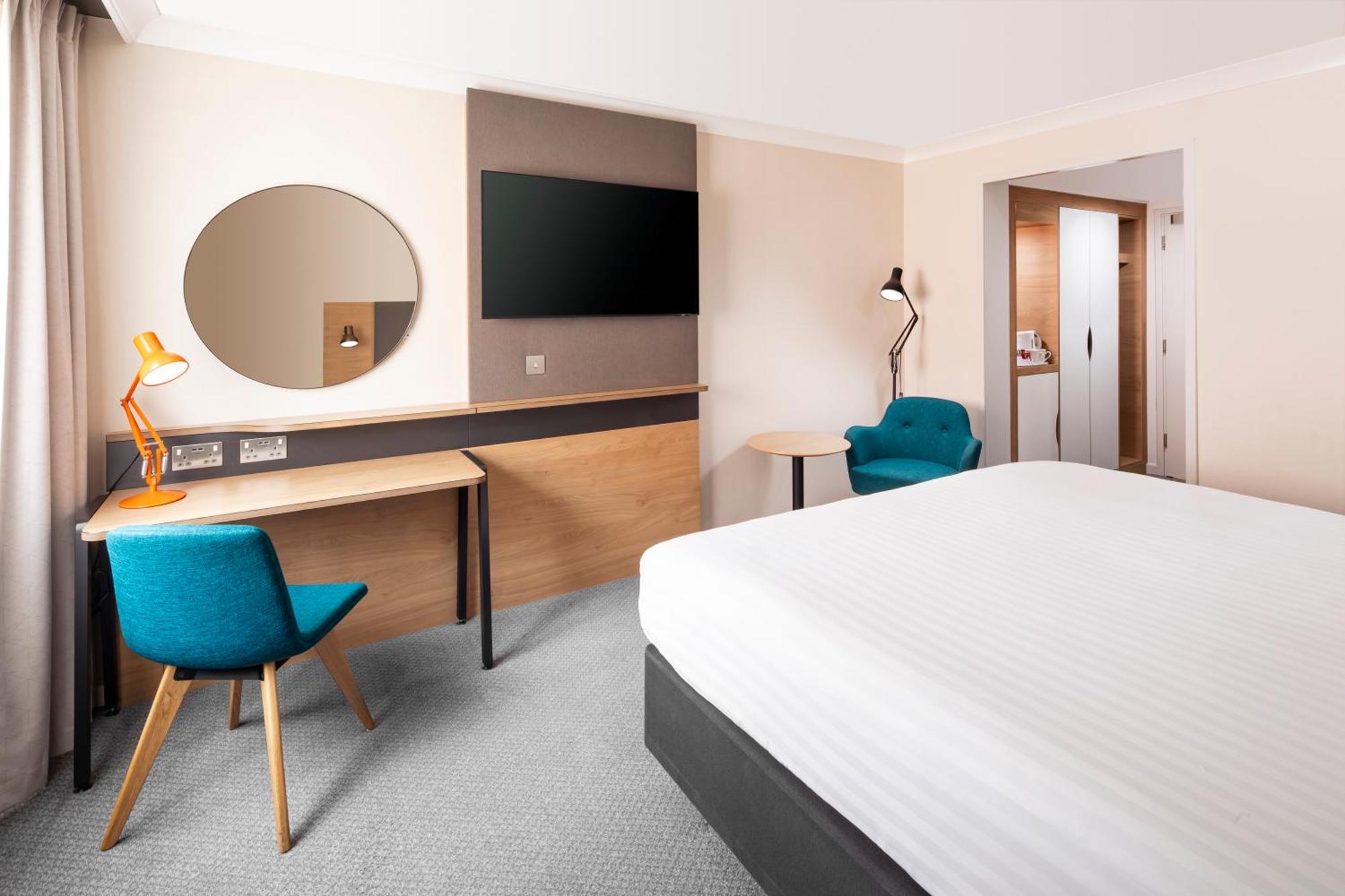 Holiday Inn Reading South M4 Jct 11 By Ihg Dış mekan fotoğraf