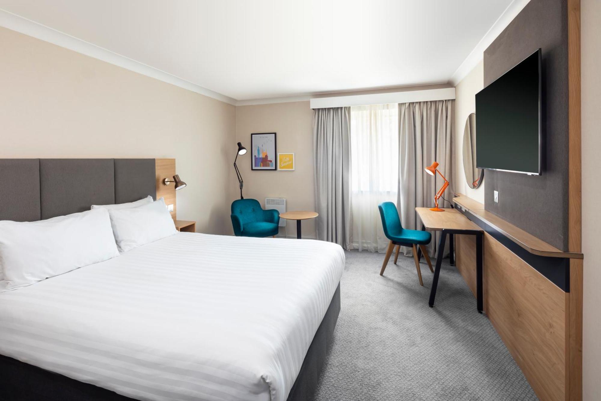 Holiday Inn Reading South M4 Jct 11 By Ihg Dış mekan fotoğraf