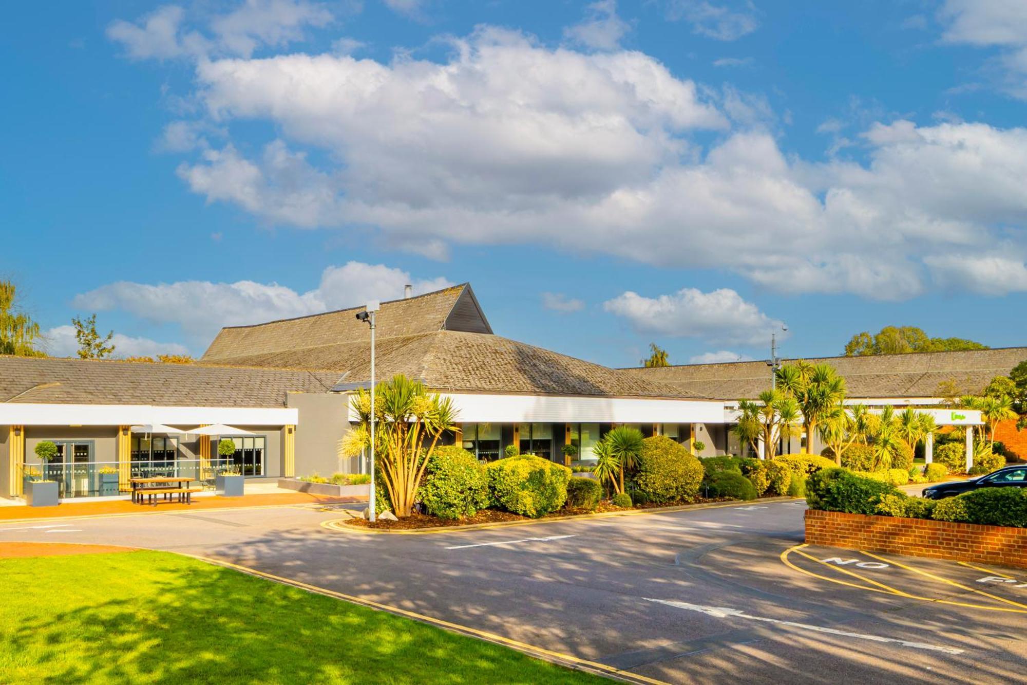 Holiday Inn Reading South M4 Jct 11 By Ihg Dış mekan fotoğraf